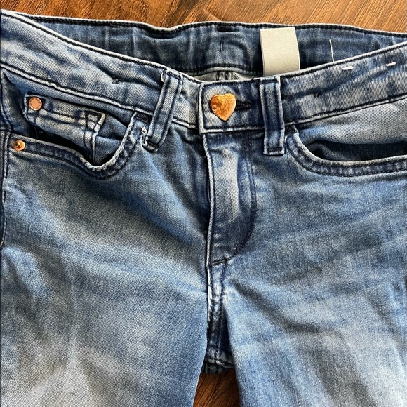 Bundle of tank top and jeans. - Picture 7 of 8